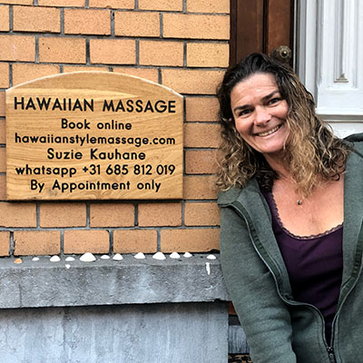 Hawaiian Lomi Lomi Practitioner